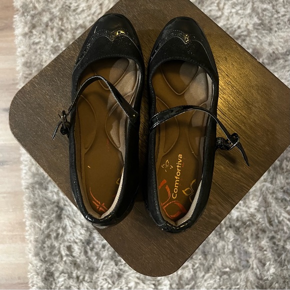 Comfortiva black Mary Jane in Amherst - Picture 2 of 6